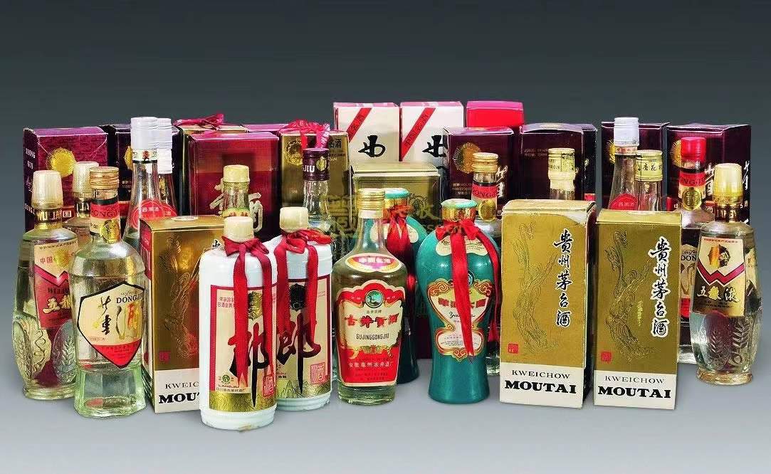 六枝特名酒回收